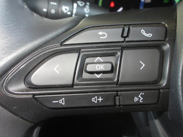 ヤリスクロス ハイブリッドＺ　純正コネクトナビＢｌｕｅｔｏｏｔｈＥＴＣＲカメラワンオーナー　インテリジェントキー　シ－トヒ－タ－　クリソナ　ＵＳＢ　ＬＥＤライト　１オ－ナ－　リアカメラ　クルーズコントロール　整備記録簿　ナビＴＶ（19枚目）