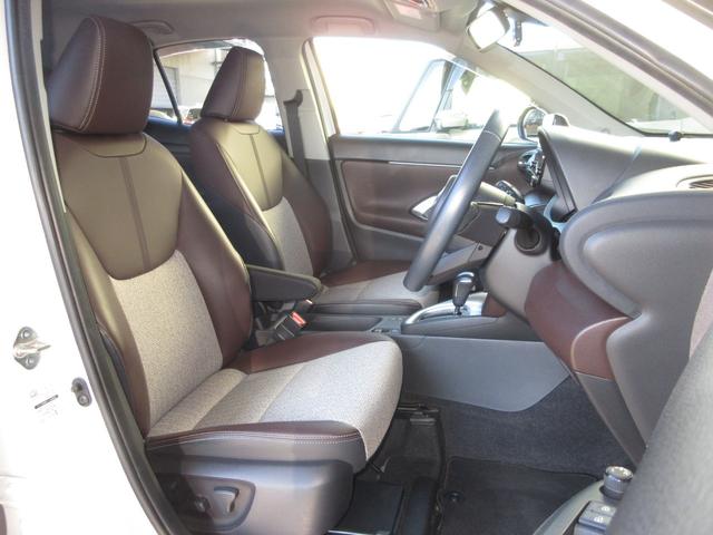 ヤリスクロス ハイブリッドＺ　純正コネクトナビＢｌｕｅｔｏｏｔｈＥＴＣＲカメラワンオーナー　インテリジェントキー　シ－トヒ－タ－　クリソナ　ＵＳＢ　ＬＥＤライト　１オ－ナ－　リアカメラ　クルーズコントロール　整備記録簿　ナビＴＶ（24枚目）