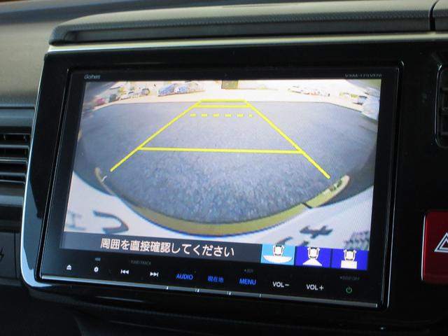 ステップワゴンスパーダ スパーダホンダセンシング　純正９インチメモリーナビＢｌｕｅｔｏｏｔｈＥＴＣＲカメラワンオーナー　盗難防止　助手席エアバッグ　ワンオーナ－　Ｗパワスラ　記録簿有　リアオートエアコン　地デジ　サイドエアバッグ　ＬＥＤライト　スマ鍵（4枚目）