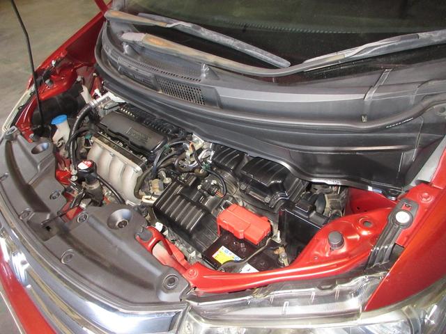 フリードスパイク Ｇエアロ　ＣＤコンポＥＴＣワンオーナー　１オーナー車　インテリキー　キーレス　整備記録簿　助手席エアバッグ　イモビライザー　ＡＡＣ　運転席エアバッグ　パワーウィンドウ　パワーステアリング　ＡＢＳ　ＵＳＢポート（3枚目）