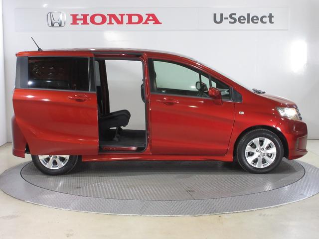 フリードスパイク Ｇエアロ　ＣＤコンポＥＴＣワンオーナー　１オーナー車　インテリキー　キーレス　整備記録簿　助手席エアバッグ　イモビライザー　ＡＡＣ　運転席エアバッグ　パワーウィンドウ　パワーステアリング　ＡＢＳ　ＵＳＢポート（6枚目）