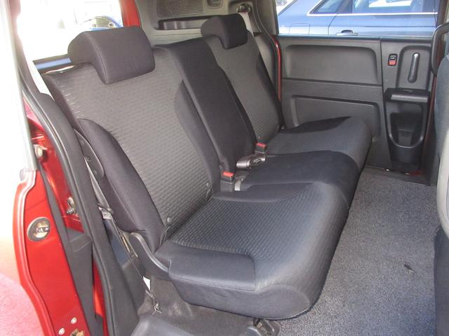 フリードスパイク Ｇエアロ　ＣＤコンポＥＴＣワンオーナー　１オーナー車　インテリキー　キーレス　整備記録簿　助手席エアバッグ　イモビライザー　ＡＡＣ　運転席エアバッグ　パワーウィンドウ　パワーステアリング　ＡＢＳ　ＵＳＢポート（15枚目）