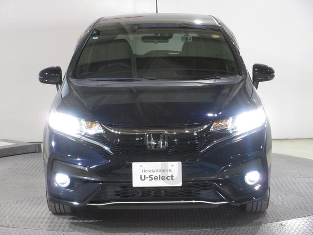 フィットハイブリッド Ｓホンダセンシング　純正メモリーナビＢｌｕｅｔｏｏｔｈドラレコＥＴＣＲカメラワンオーナー　スマ－トキ－　ナビＴＶ　禁煙　アクティブクルーズコントロール　パワーウインドウ　ドライブレコーダ　サイドエアバック　ＤＶＤ再生（5枚目）