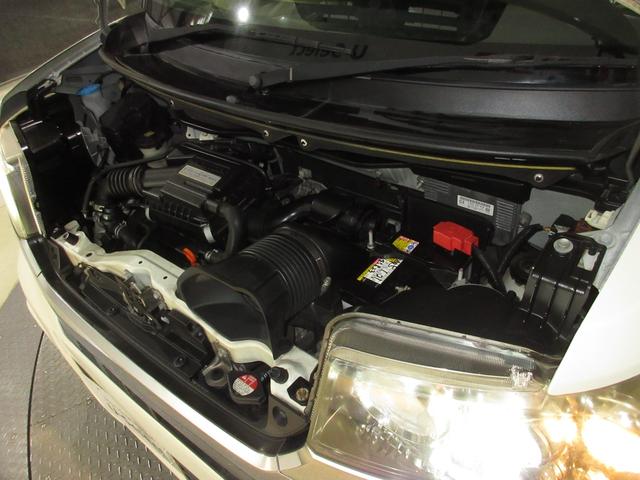 Ｎ－ＢＯＸカスタム Ｇ・ターボパッケージ　デュアルサイズＣＤコンポＥＴＣＲカメラ　セキュリティ　バツクカメラ　ワンセグテレビ　パワーウインドウ　スマートキープッシュスタート　ナビ＆ＴＶ　禁煙　ＥＴＣ付き　ＥＳＣ　キーレスエントリー　ＤＶＤ再生（3枚目）
