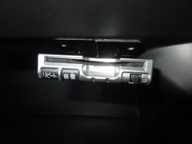 Ｎ－ＢＯＸカスタム Ｇ・ターボパッケージ　デュアルサイズＣＤコンポＥＴＣＲカメラ　セキュリティ　バツクカメラ　ワンセグテレビ　パワーウインドウ　スマートキープッシュスタート　ナビ＆ＴＶ　禁煙　ＥＴＣ付き　ＥＳＣ　キーレスエントリー　ＤＶＤ再生（10枚目）