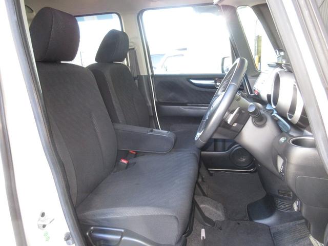 Ｎ－ＢＯＸカスタム Ｇ・ターボパッケージ　デュアルサイズＣＤコンポＥＴＣＲカメラ　セキュリティ　バツクカメラ　ワンセグテレビ　パワーウインドウ　スマートキープッシュスタート　ナビ＆ＴＶ　禁煙　ＥＴＣ付き　ＥＳＣ　キーレスエントリー　ＤＶＤ再生（14枚目）