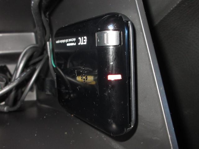 スイフト ＲＳ　１年保証（距離無制限）　禁煙車　パイオニアメモリーナビ　Ｂｌｕｅｔｏｏｔｈ　ＥＴＣ　点検記録簿　オートエアコン　アルミホイール　スマートキー　ドアバイザーフォグライト（3枚目）