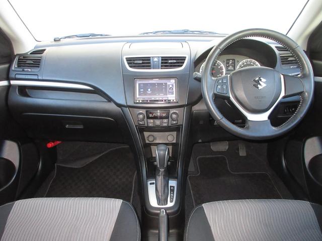 スイフト ＲＳ　１年保証（距離無制限）　禁煙車　パイオニアメモリーナビ　Ｂｌｕｅｔｏｏｔｈ　ＥＴＣ　点検記録簿　オートエアコン　アルミホイール　スマートキー　ドアバイザーフォグライト（8枚目）