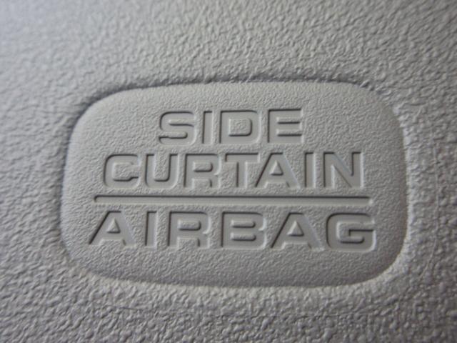 フィット ホーム　ホンダセンシング純正８インチメモリーナビＢｌｕｅｔｏｏｔｈドラレコＥＴＣＲカメラワンオーナー　記録簿　衝突軽減　リアカメラ　ソナー　ＵＳＢ接続　ＡＡＣ　横滑り防止機能　サイドエアバック　ワンオーナー車（12枚目）