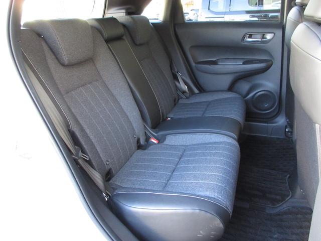 フィット ホーム　ホンダセンシング純正８インチメモリーナビＢｌｕｅｔｏｏｔｈドラレコＥＴＣＲカメラワンオーナー　記録簿　衝突軽減　リアカメラ　ソナー　ＵＳＢ接続　ＡＡＣ　横滑り防止機能　サイドエアバック　ワンオーナー車（15枚目）