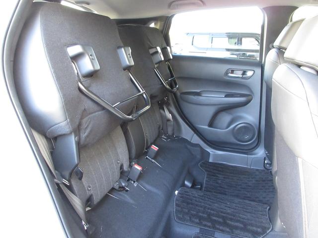 フィット ホーム　ホンダセンシング純正８インチメモリーナビＢｌｕｅｔｏｏｔｈドラレコＥＴＣＲカメラワンオーナー　記録簿　衝突軽減　リアカメラ　ソナー　ＵＳＢ接続　ＡＡＣ　横滑り防止機能　サイドエアバック　ワンオーナー車（16枚目）