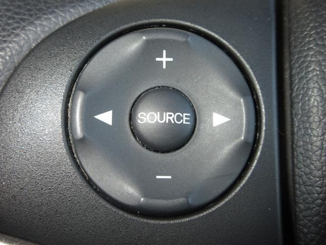 フィットハイブリッド Fパッケージ 純正メモリーナビETCRカメラ コーナーセンサー 横滑り防止システム AAC PW エアバック スマートキー&プッシュスタート ABS キーレス 記録簿 4WD Wエアバック イモビライザー パワステ(24枚目)