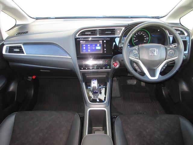 シャトル ハイブリッドＸ　・ワンオーナー　・禁煙　・平成２７年８月登録　・６万８千キロ　・純正ナビ　・リアカメラ　・ＥＴＣ　・Ｂｌｕｅｔｏｏｔｈ　ＡＵＤＩＯ　・スマートキー　・ドアバイザー　・純正１５インチアルミ　・１年保証（2枚目）