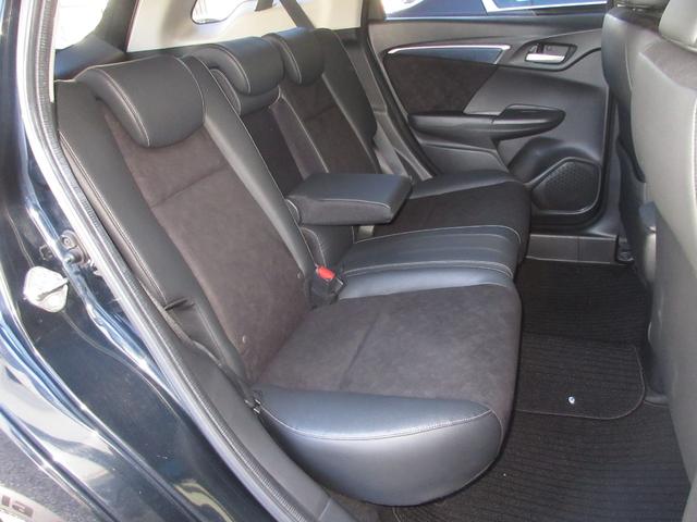 シャトル ハイブリッドＸ　・ワンオーナー　・禁煙　・平成２７年８月登録　・６万８千キロ　・純正ナビ　・リアカメラ　・ＥＴＣ　・Ｂｌｕｅｔｏｏｔｈ　ＡＵＤＩＯ　・スマートキー　・ドアバイザー　・純正１５インチアルミ　・１年保証（16枚目）