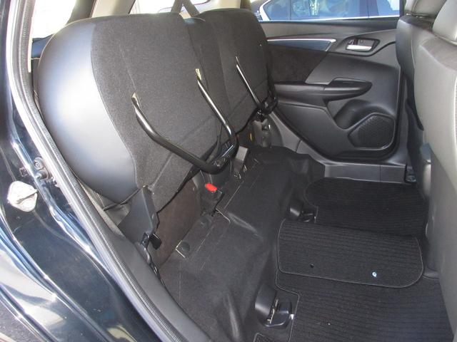 シャトル ハイブリッドＸ　・ワンオーナー　・禁煙　・平成２７年８月登録　・６万８千キロ　・純正ナビ　・リアカメラ　・ＥＴＣ　・Ｂｌｕｅｔｏｏｔｈ　ＡＵＤＩＯ　・スマートキー　・ドアバイザー　・純正１５インチアルミ　・１年保証（17枚目）