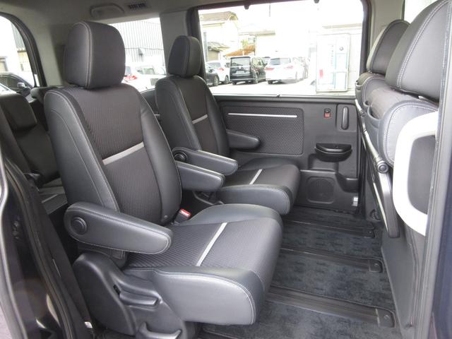 ステップワゴンスパーダ スパーダ・クールスピリット 禁煙車●ワンオーナー●サイドエアーバック●シートヒーター●MTモード●アルミ●メモリーナビ●全方位カメラ●フルセグ●リヤ席TV●HDMI●CD●DVD●BT●ETC 全方位モニター 両電動スライドドア(19枚目)