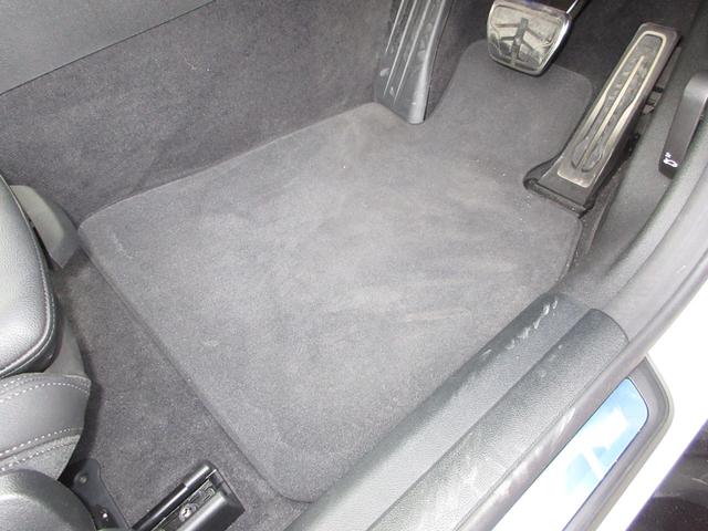 4シリーズ 420iグランクーペMスポーツハイラインパッケージ /ワンオーナー/禁煙車/純正メモリーナビ/衝突軽減ブレーキ/バックカメラ/全周囲カメラ/障害物センサー/ETC/ドラレコ/ブルートゥースオーディオ/ワイヤレス充電/本革シート/電動シート/純正AW/(14枚目)