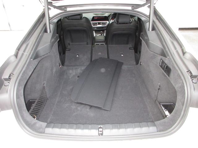 4シリーズ 420iグランクーペMスポーツハイラインパッケージ /ワンオーナー/禁煙車/純正メモリーナビ/衝突軽減ブレーキ/バックカメラ/全周囲カメラ/障害物センサー/ETC/ドラレコ/ブルートゥースオーディオ/ワイヤレス充電/本革シート/電動シート/純正AW/(17枚目)