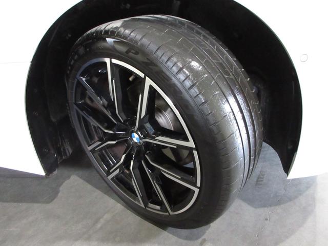 4シリーズ 420iグランクーペMスポーツハイラインパッケージ /ワンオーナー/禁煙車/純正メモリーナビ/衝突軽減ブレーキ/バックカメラ/全周囲カメラ/障害物センサー/ETC/ドラレコ/ブルートゥースオーディオ/ワイヤレス充電/本革シート/電動シート/純正AW/(19枚目)