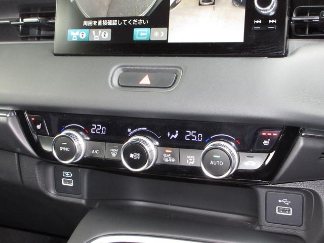 ヴェゼル e:HEVZ ホンダセンシングホンダコネクトディスプレイBluetoothドラレコRカメラETC 衝突回避支援ブレーキ機能 パノラミックビューモニター スマキ Pトランク フルオートエアコン Dレコ エアバッグ(16枚目)