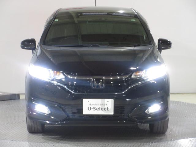 フィットハイブリッド Ｌホンダセンシング　純正メモリーナビＢｌｕｅｔｏｏｔｈドラレコＥＴＣＲカメラ　衝突被害軽減ブレーキ　バックモニター　ＬＥＤヘッドライト　ＥＴＣ車載器　ドライブレコーダー　横滑り防止　フルセグＴＶ　サイドカーテンエアバック（8枚目）