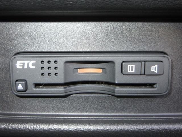 オデッセイハイブリッド ハイブリッドアブソルート・ホンダセンシングEXパック ・ワンオーナー ・禁煙 ・純正ナビ ・マルチビューカメラシステム ・ETC ・Bluetooth AUDIO ・両側電動スライドドア ・スマートキー ・ドアバイザー ・純正17インチアルミ ・1年保証(12枚目)