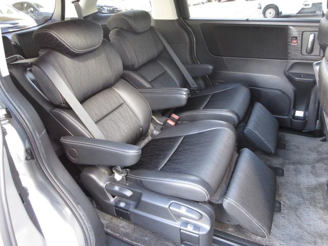 オデッセイハイブリッド ハイブリッドアブソルート・ホンダセンシングEXパック ・ワンオーナー ・禁煙 ・純正ナビ ・マルチビューカメラシステム ・ETC ・Bluetooth AUDIO ・両側電動スライドドア ・スマートキー ・ドアバイザー ・純正17インチアルミ ・1年保証(17枚目)