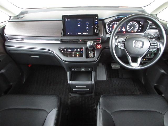 オデッセイ アブソルート　純正１０インチメモリーナビＢｌｕｅｔｏｏｔｈＥＴＣＲカメラワンオーナー　緊急ブレーキ　アラウンドビューモニター　スマートキー＆プッシュスタート　盗難防止　ダブルエアコン　ＰＷシート　クルーズＣ　記録簿（8枚目）