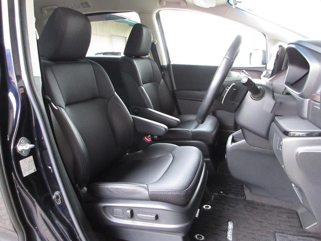 オデッセイ アブソルート　純正１０インチメモリーナビＢｌｕｅｔｏｏｔｈＥＴＣＲカメラワンオーナー　緊急ブレーキ　アラウンドビューモニター　スマートキー＆プッシュスタート　盗難防止　ダブルエアコン　ＰＷシート　クルーズＣ　記録簿（14枚目）