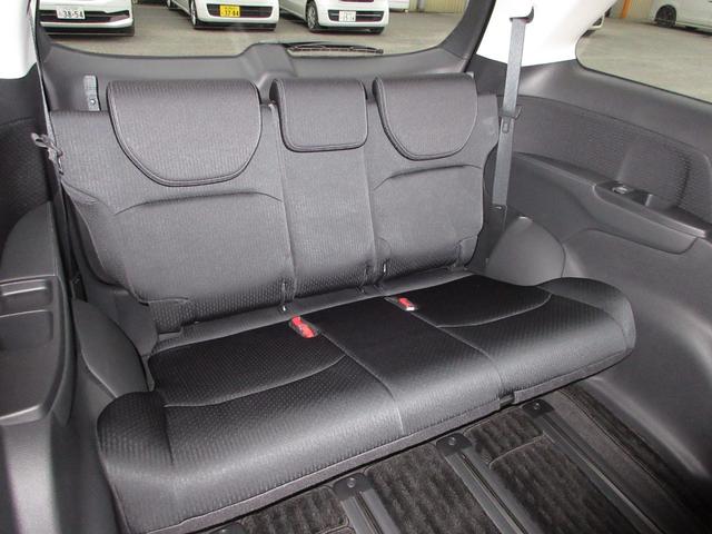 オデッセイ アブソルート　純正１０インチメモリーナビＢｌｕｅｔｏｏｔｈＥＴＣＲカメラワンオーナー　緊急ブレーキ　アラウンドビューモニター　スマートキー＆プッシュスタート　盗難防止　ダブルエアコン　ＰＷシート　クルーズＣ　記録簿（17枚目）