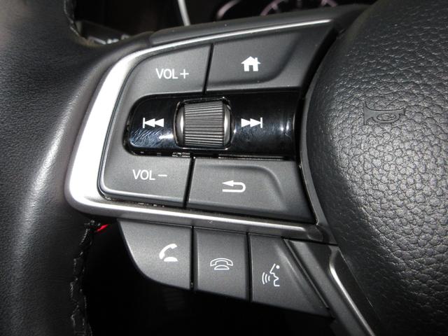 オデッセイ アブソルート　純正１０インチメモリーナビＢｌｕｅｔｏｏｔｈＥＴＣＲカメラワンオーナー　緊急ブレーキ　アラウンドビューモニター　スマートキー＆プッシュスタート　盗難防止　ダブルエアコン　ＰＷシート　クルーズＣ　記録簿（25枚目）