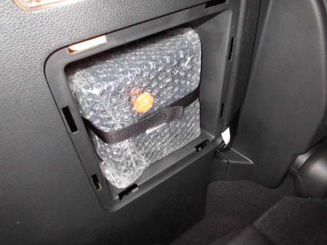 オデッセイ アブソルート　純正１０インチメモリーナビＢｌｕｅｔｏｏｔｈＥＴＣＲカメラワンオーナー　緊急ブレーキ　アラウンドビューモニター　スマートキー＆プッシュスタート　盗難防止　ダブルエアコン　ＰＷシート　クルーズＣ　記録簿（29枚目）