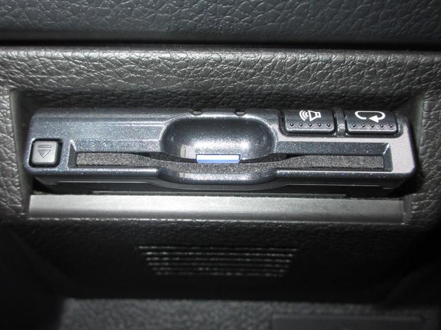 レヴォーグ 1.6GTアイサイトSスタイル 衝突軽減ブレーキ/フルセグTV/ドライブレコーダー/ETC/バックモニター/LEDライト/スマートキー/純正アルミ/横滑り防止装置(11枚目)