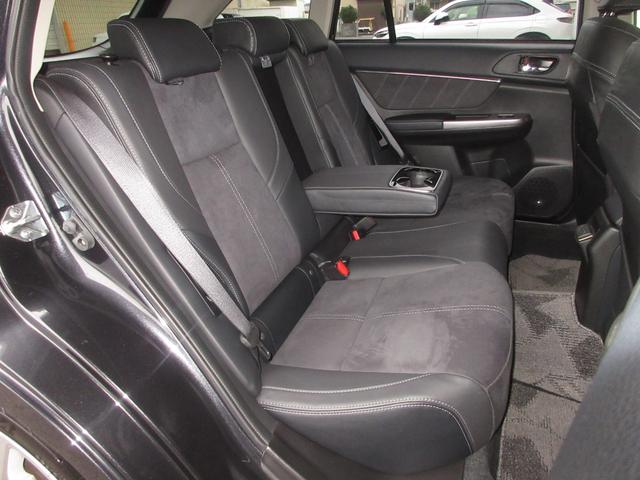 レヴォーグ 1.6GTアイサイトSスタイル 衝突軽減ブレーキ/フルセグTV/ドライブレコーダー/ETC/バックモニター/LEDライト/スマートキー/純正アルミ/横滑り防止装置(17枚目)