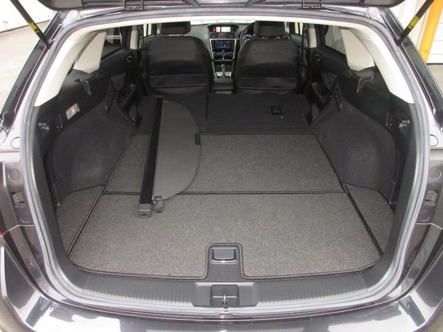 レヴォーグ 1.6GTアイサイトSスタイル 衝突軽減ブレーキ/フルセグTV/ドライブレコーダー/ETC/バックモニター/LEDライト/スマートキー/純正アルミ/横滑り防止装置(18枚目)