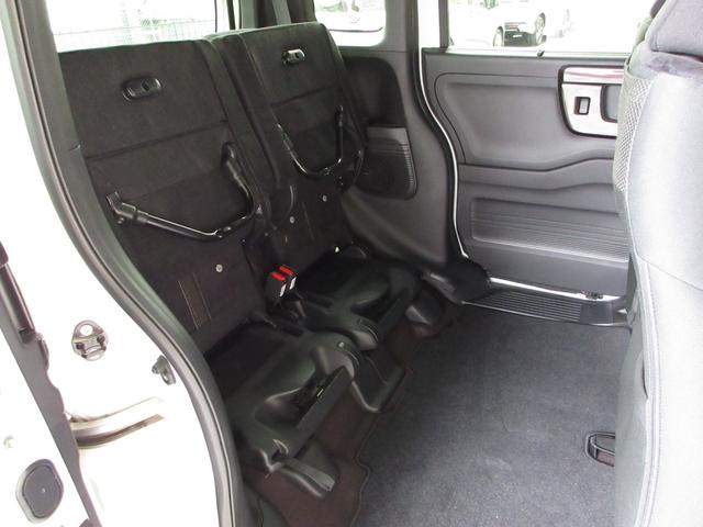 Ｎ－ＢＯＸカスタム Ｇ・Ｌホンダセンシング　パナソニックＳＤナビＢｌｕｅｔｏｏｔｈＥＴＣＲカメラ　地デジＴＶ　整備記録簿　助手席エアバッグ　キーレス　アイドリングＳＴ　セキュリティーアラーム　スマ－トキ－　リアカメラ　ナビＴＶ　前車追従機能（19枚目）