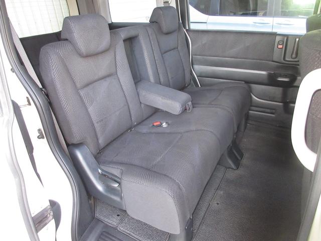 ステップワゴンスパーダ Ｓ　パナソニックＳＤナビＢｌｕｅｔｏｏｔｈドラレコＥＴＣＲカメラワンオーナー　Ｗエアバック　１オナ　地デジ対応　パワステ　パワーウインドウ　キーレス　Ｂカメラ　エアバック　ナビ＆ＴＶ　３列シート　エアコン（15枚目）