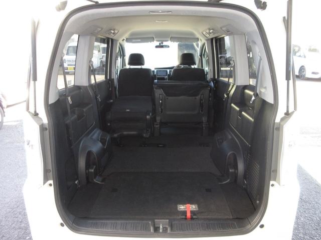 ステップワゴンスパーダ Ｓ　パナソニックＳＤナビＢｌｕｅｔｏｏｔｈドラレコＥＴＣＲカメラワンオーナー　Ｗエアバック　１オナ　地デジ対応　パワステ　パワーウインドウ　キーレス　Ｂカメラ　エアバック　ナビ＆ＴＶ　３列シート　エアコン（17枚目）