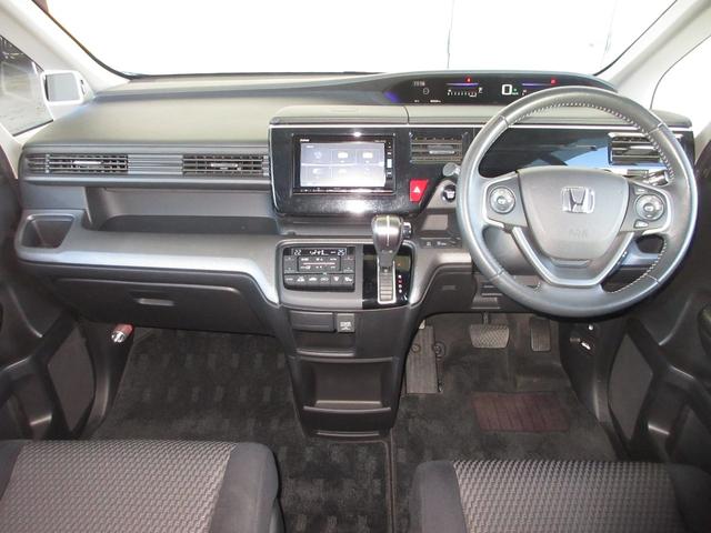 ステップワゴンスパーダ スパーダアドバンスパッケージβ　ホンダセンシング純正メモリーナビＢｌｕｅｔｏｏｔｈドラレコＥＴＣＲカメラワンオーナー　ワンオーナー車　Ｗエアコン　ＤＶＤ　ＡＡＣ　衝突軽減装置　セキュリティアラーム　クルコン　地デジＴＶ　ナビＴＶ（9枚目）