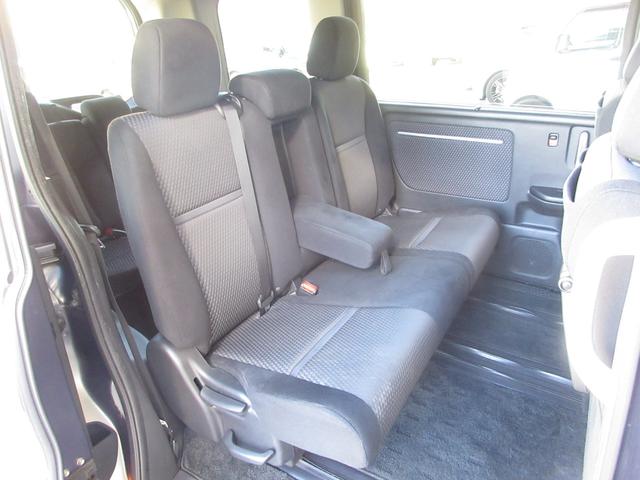 ステップワゴンスパーダ スパーダアドバンスパッケージβ　ホンダセンシング純正メモリーナビＢｌｕｅｔｏｏｔｈドラレコＥＴＣＲカメラワンオーナー　ワンオーナー車　Ｗエアコン　ＤＶＤ　ＡＡＣ　衝突軽減装置　セキュリティアラーム　クルコン　地デジＴＶ　ナビＴＶ（16枚目）