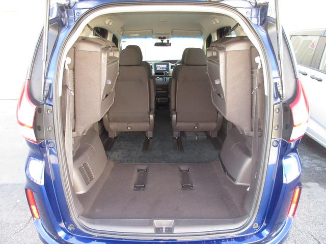 フリード Ｇ　純正メモリーナビＢｌｕｅｔｏｏｔｈドラレコＥＴＣＲカメラワンオーナー　片側電動両側スライドドア　記録簿　３列シート　パワーウインドウ　地デジ　イモビ　ＶＳＡ　ドライブレコーダー　エアコン　エアバッグ（17枚目）