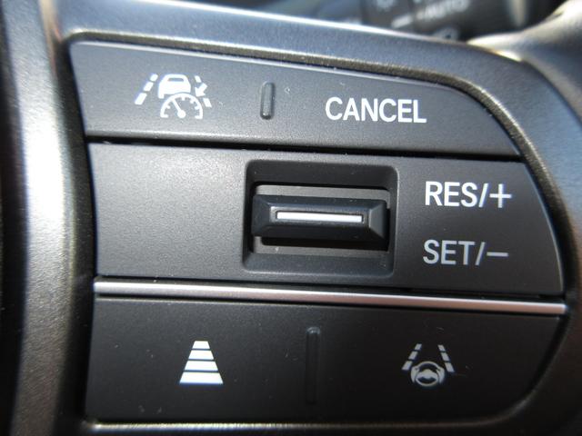 フリード クロスター　／禁煙車／元試乗車／ワンオーナー／フルセグＴＶ／純正１１．４インチメモリーナビ／Ｂｌｕｅｔｏｏｔｈ／ドラレコ／ＥＴＣ／リアカメラ／　追従機能付きクルーズコントロール／シートヒーター／　ＥＣＯＮモード（13枚目）