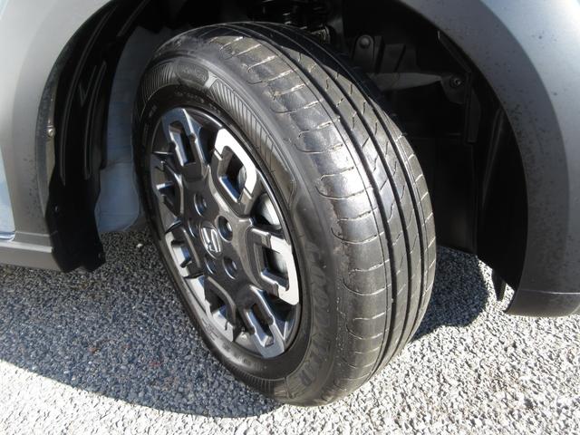 フリード クロスター　／禁煙車／元試乗車／ワンオーナー／フルセグＴＶ／純正１１．４インチメモリーナビ／Ｂｌｕｅｔｏｏｔｈ／ドラレコ／ＥＴＣ／リアカメラ／　追従機能付きクルーズコントロール／シートヒーター／　ＥＣＯＮモード（23枚目）