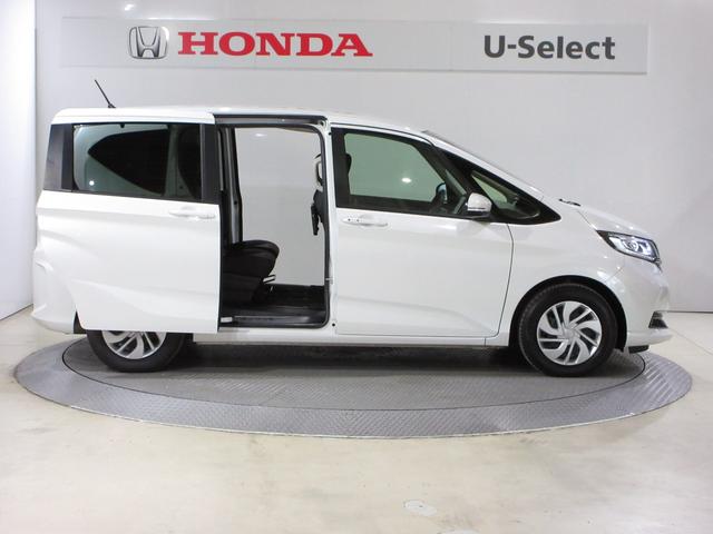 フリード Ｇ・ホンダセンシング　純正９インチメモリーナビＢｌｕｅｔｏｏｔｈＥＴＣＲカメラワンオーナー　Ｆセグ　追突被害軽減ブレーキ　ｉストップ　Ｗエアバッグ　パワーウィンドウ　１オ－ナ－　アクティブクルーズコントロール　スマートキ（6枚目）