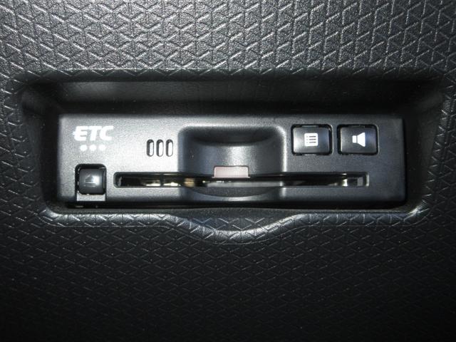 タント カスタムＲＳ　１年保証（距離無制限）　禁煙車　１オーナー　Ｂｌｕｅｔｏｏｔｈ　　純正９インチディスプレイオーディオ　障害物センサー　オートハイビーム　前席シートヒーター　ＵＳＢポート　衝突被害軽減ブレーキ　クルコン（15枚目）