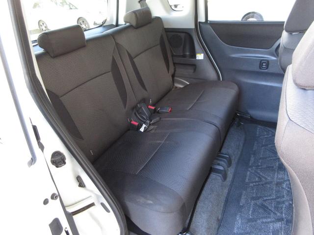 ソリオ Ｘ　禁煙車　ナビ　ドアバイザー　両側スライド片側電動　ＡＡＣ　運転席エアバック　ナビ・ＴＶ　禁煙車両　パワーステアリング　パワーウィンドウ　キ－フリ－　サイドエアバッグ　ＡＢＳ　盗難防止システム（11枚目）