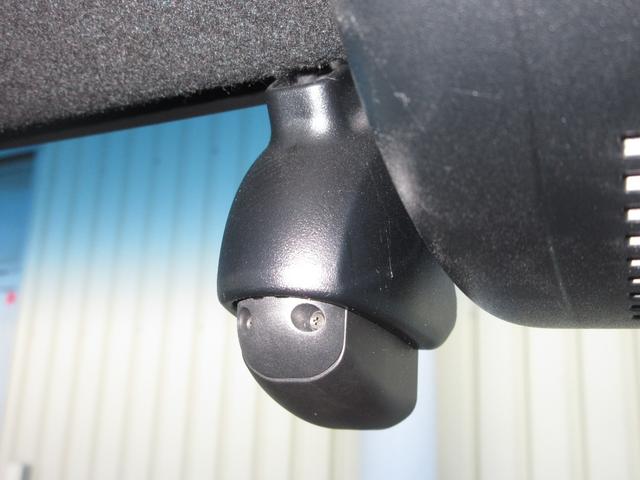 Ｎ－ＢＯＸカスタム Ｇ・ＥＸターボホンダセンシング　純正８インチメモリーナビＢｌｕｅｔｏｏｔｈドラレコＥＴＣＲカメラワンオーナー　１オーナ　前席シートヒーター　クルコン　ナビＴＶ　サイドエアバッグ　タ－ボ　整備記録簿　ＬＥＤヘットライト　ＵＳＢ接続（4枚目）