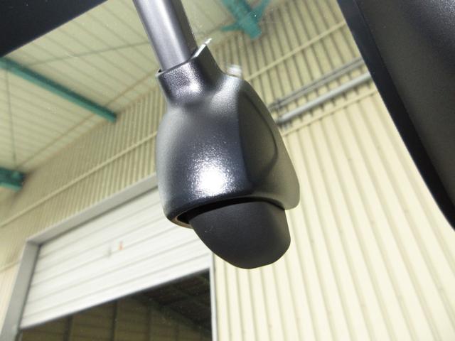 ヴェゼル ｅ：ＨＥＶＸ　ホンダセンシング純正メモリーナビＢｌｕｅｔｏｏｔｈＥＴＣＲカメラワンオーナー　前後障害物センサー　ＡＡＣ　１オーナ　イモビライザー　スマ－トキ－　誤発進抑制　ＰＷ　リアカメラ　クルコン　ＥＳＣ　ＡＢＳ（4枚目）