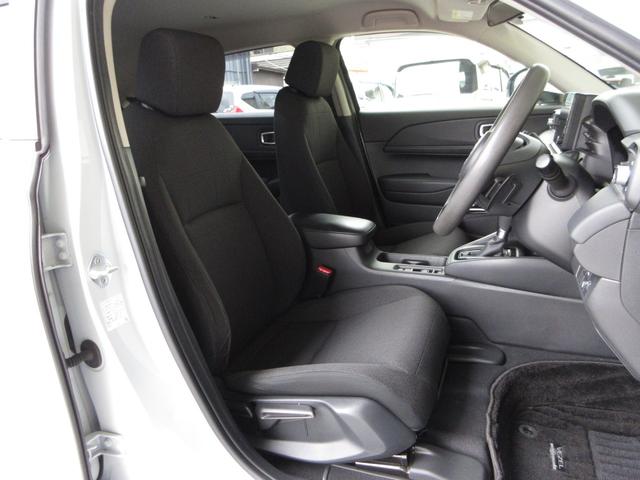 ヴェゼル ｅ：ＨＥＶＸ　ホンダセンシング純正メモリーナビＢｌｕｅｔｏｏｔｈＥＴＣＲカメラワンオーナー　前後障害物センサー　ＡＡＣ　１オーナ　イモビライザー　スマ－トキ－　誤発進抑制　ＰＷ　リアカメラ　クルコン　ＥＳＣ　ＡＢＳ（15枚目）