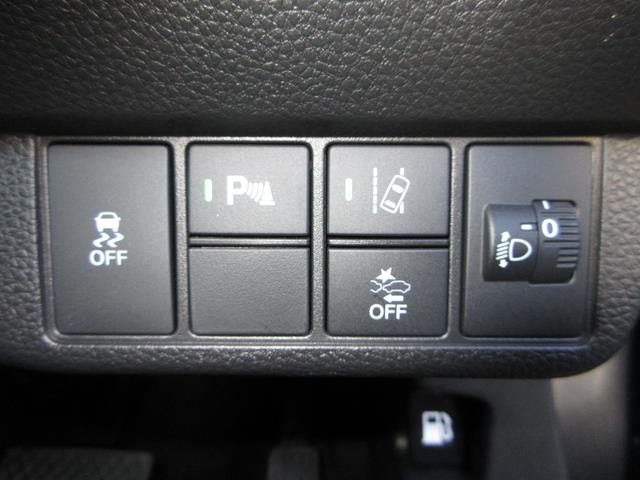 N-ONE プレミアム ツアラー ・雹害(ひょう害)現状車 ・ワンオーナー ・禁煙 ・オーディオレス車 ・令和6年7月登録 ・車検…令和9年6月 ・ホンダセンシング ・スマートキー ・ドアバイザー ・メテオロイドグレーメタリック(6枚目)